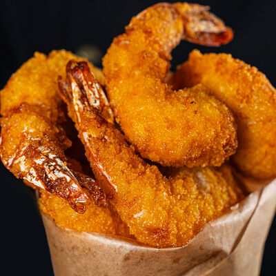 Креветки темпура в Shot Dogs убойные хот-доги по цене 385 ₽