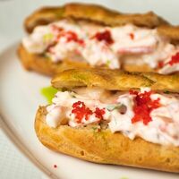 Эклеры с крабом в Опера