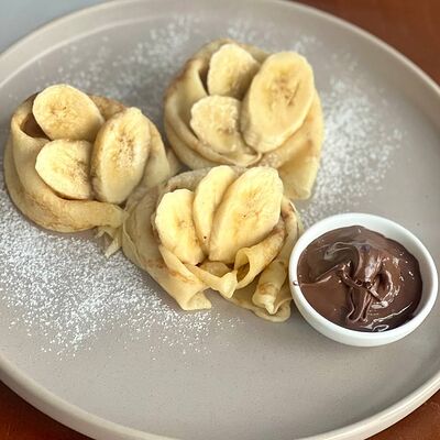 Блины с бананом Nutella в Брускетта по цене 465 ₽
