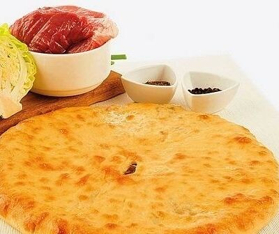 Осетинский пирог с говядиной, капустой и осетинским сыром в Осетинские пироги от Забавы по цене 1350 ₽