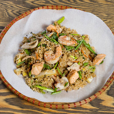 Рис с морепродуктами в Starwok по цене 610