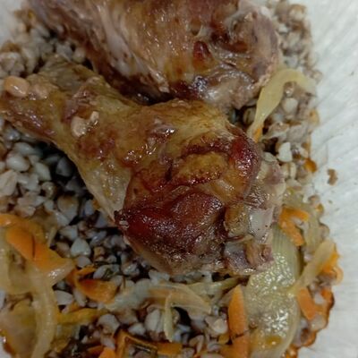 Гречка отварная с куриным плечом в Кулинария уплетайка по цене 111 ₽