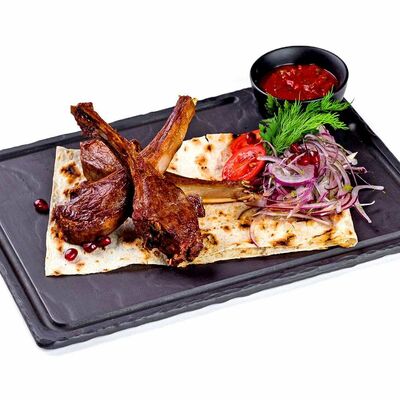 Шашлык из каре барашка в Гранат по цене 980