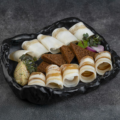 Ассорти из трех видов сала в Бумбараш по цене 520 ₽