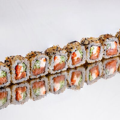 Ролл Бонито с лососем в Takumi Sushi по цене 103000 сум