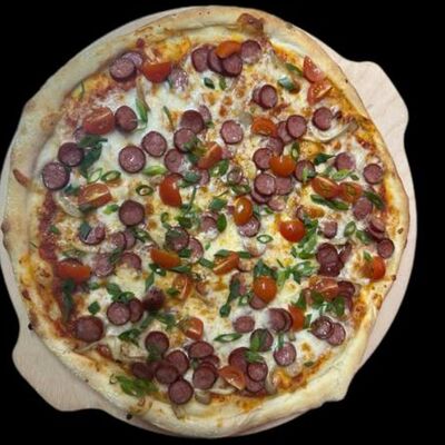 Пицца с охотничьими колбасками и грибами в Палки Вилки по цене 850 ₽