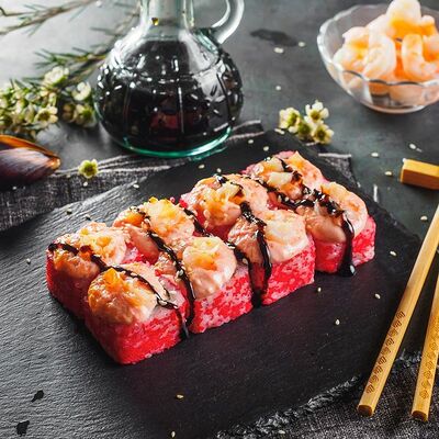 Запеченный с креветкой в Maki Family по цене 299