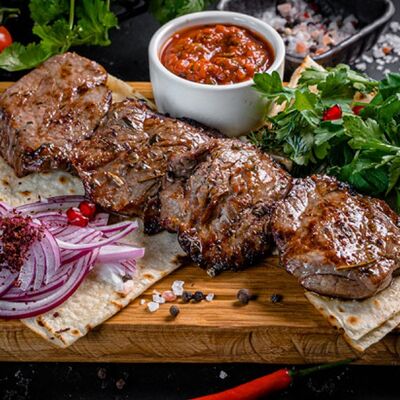Шашлык из говядины (бастурма) в Огонь и Мясо по цене 1070 ₽