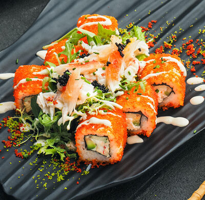 Ролл-салат Калифорния с крабом в Mojo по цене 810