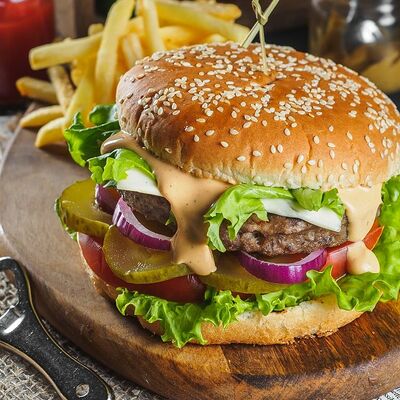 Биф бургер в Maki Family по цене 399