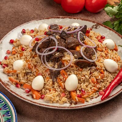 Плов традиционный На компанию в Легенды Юга по цене 1130 ₽