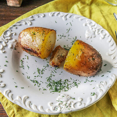 Картофель на мангале в Пряности & Радости на Васильевском по цене 190