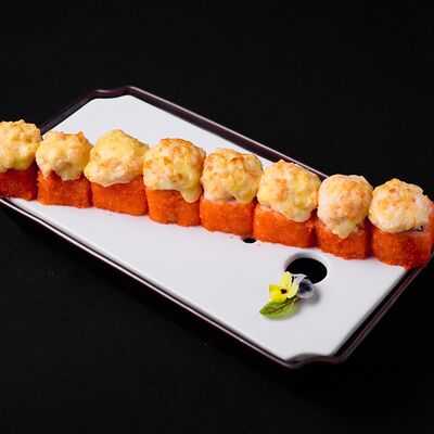 Запеченный с креветкой ролл в Эндорфин по цене 790 ₽