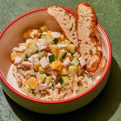 Салат Теремок в Хачапури по цене 320 ₽