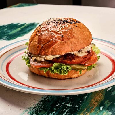 Бургер с ветчиной в Panificio по цене 360 ₽