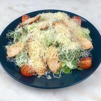Цезарь с курицей в Булочка