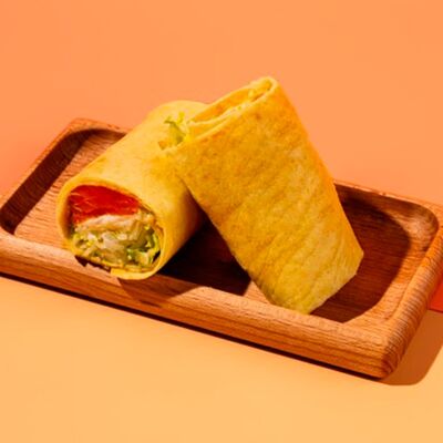 Ролл с семгой в Дим Кофе Скрябина по цене 340 ₽