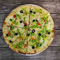 Пицца с ананасом, курицей и соусом тартар в Изюм