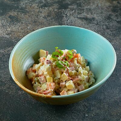 Салат Оливье в ЛарисуВаннуХочу по цене 350