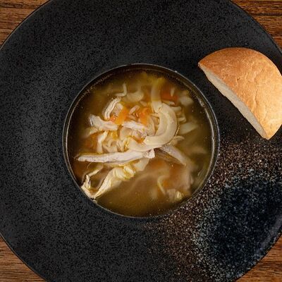 Куриная лапша в Cernovar по цене 440 ₽