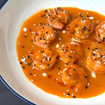 Креветки тигровые в кокосовом соусе с печеным перцем в Pellegrino по цене 895 ₽