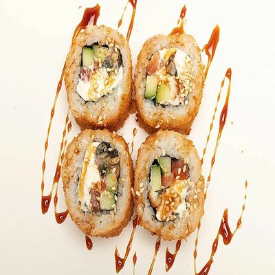 Осака в Roll Street по цене 320 ₽