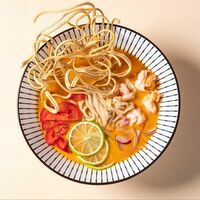 Кхай-сой с креветками в Мастер Ли