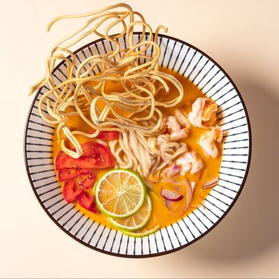 Кхай-сой с креветками в Мастер Ли по цене 650 ₽