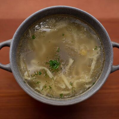 Шулэн (суп лапша) в Khaan baikal по цене 450 ₽