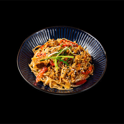 Удон со свининой в соусе терияки в Wokmania по цене 383 ₽