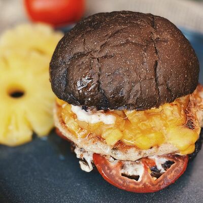 Бургер Гавайский в Гастробар DOM по цене 330