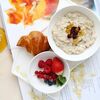 Каша овсяная с сухофруктами и орехами в Ломтик по цене 250