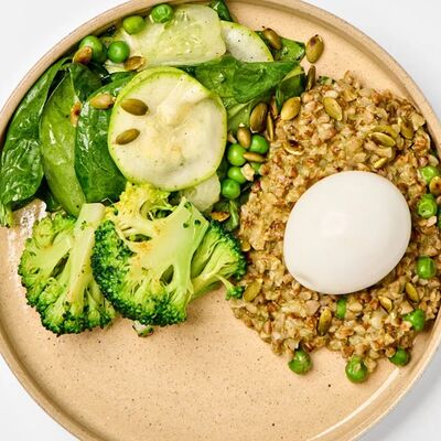 Гречка с песто в Mike&Molly по цене 575 ₽