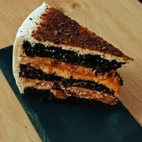 Торт Сникерс в Really bar