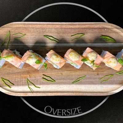 Запеченная Филадельфия в Oversize Sushi по цене 1390 ₽