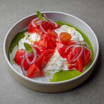 Томаты-Страчателла в 321 Club by Novikov по цене 660