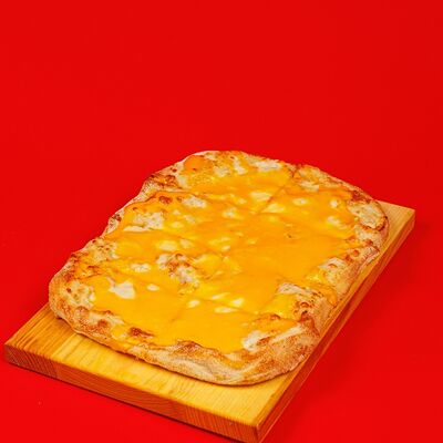 Пицца Четыре сыра в Smoky Rabbits Chillout Bar по цене 649 ₽