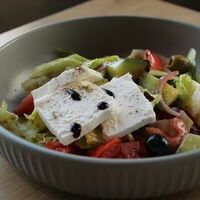 Греческий салат в Bella Strada