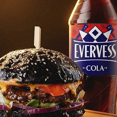 Бургер с мраморной говядиной + Evervess cola в G25 бургер бар по цене 1027 ₽
