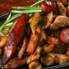 Картофель, жаренный с мясом и колбасками в Shveik по цене 645