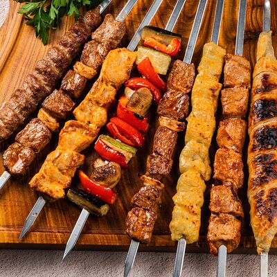 Люля-кебаб Свинина-телятина в Омар Хайям Европа и Азия по цене 530 ₽