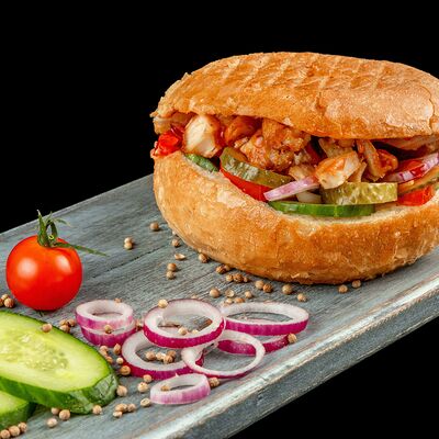 Шаверма в пите (мини) в Sweetok shawerma по цене 345 ₽