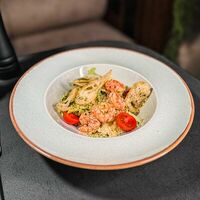 Салат Цезарь с креветками в Дом 15