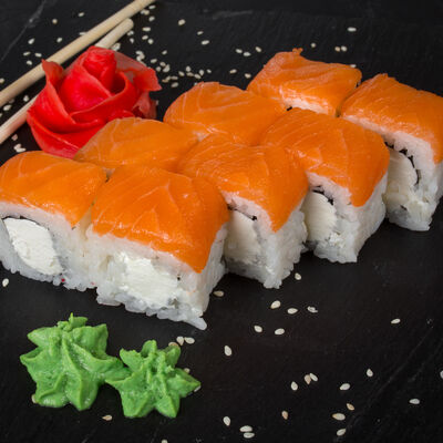 Ролл Чиз-лосось в Аквасуши по цене 359