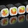 Ролл с лососем и авокадо в Sushi Sticks по цене 380