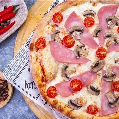 Пицца Ветчина и грибы 650 г в Donna Maria PREMIUM по цене 1350 ₽