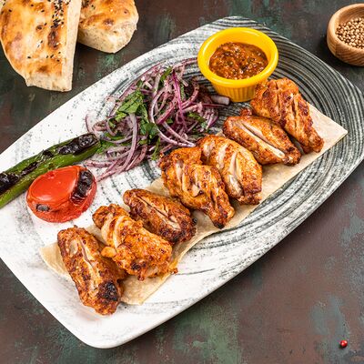 Куриные крылышки в MARMARIS RESTAURANT по цене 1100 ₽
