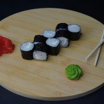 Ролл с креветкой и сыром в Yo! Sushi по цене 330 ₽