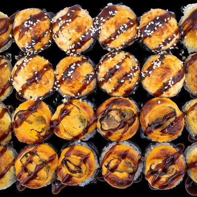 Запечённый сет Хот в Sushiko по цене 1800 ₽