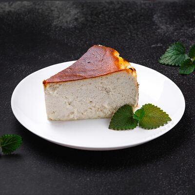 Баскский чизкейк ванильный в PIZZAZAVR по цене 330 ₽